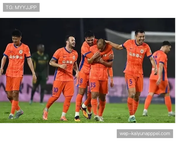 山东泰山阵容短板与冠军定位冲突，战术危机已逐步反映在近期表现中