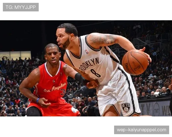 德隆·威廉姆斯无球效率下滑，对比保罗组织影响力差距显现